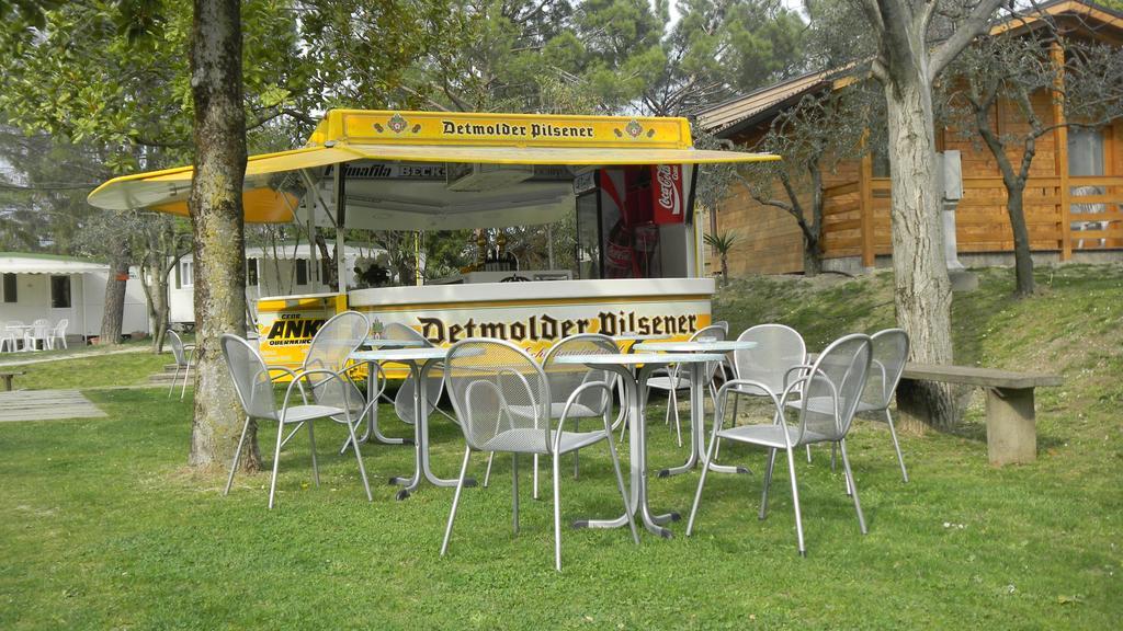 Camping Daino Hotel Pietramurata Luaran gambar